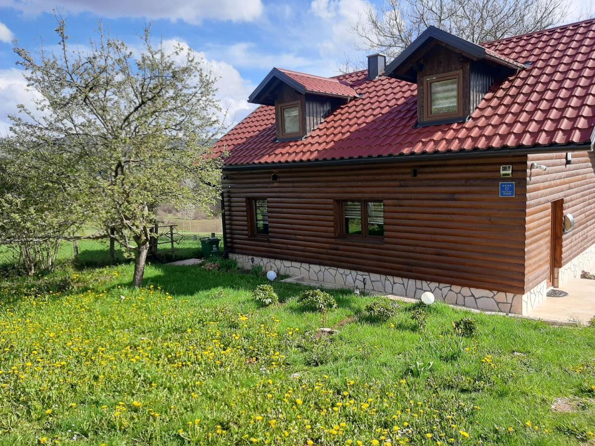 Ferienhaus Matan House *