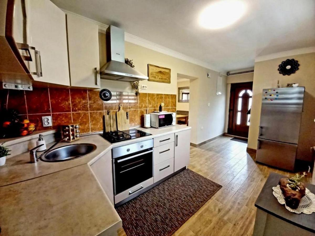 Ferienhaus Matan House *